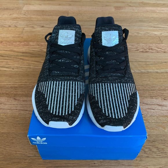 Adidas Swift Run Black / Metallic Womens Shoes - Picture 5 of 6